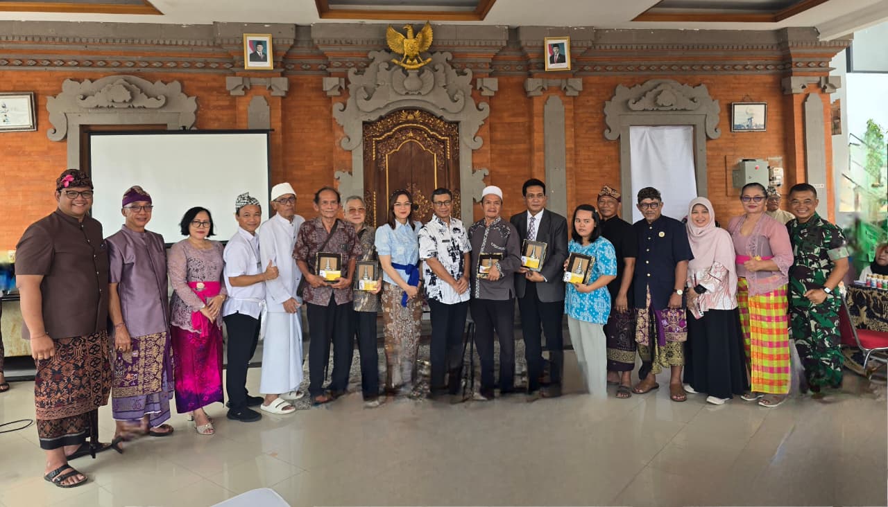 Panitia Pujawali dan Yayasan Dharma Jagaditha Mengadakan Kegiatan Bakti Sosial dan Penyuluhan Kesehatan dalam Rangka Pujawali Agung XXVIII Pura Tri Bhuana Agung Depok