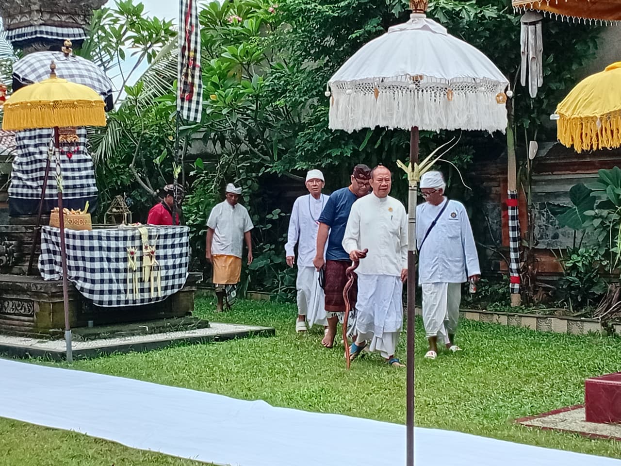 Upacara “Negtegang Karya” Persiapan Pujawali Agung XXVIII Pura Tri Bhuana Agung